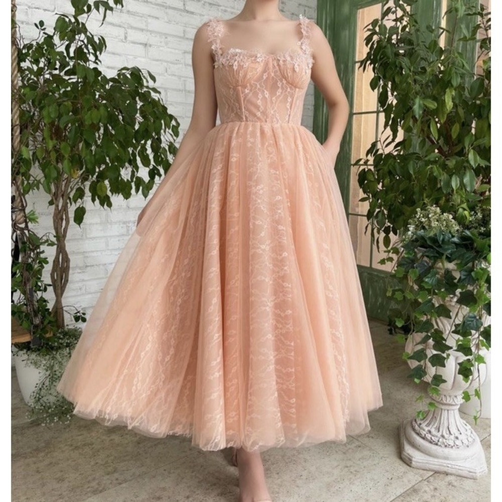 Teuta Matoshi Lace Tulle Corset Gown Womens XS Peach EUC Formal Prom Wedding